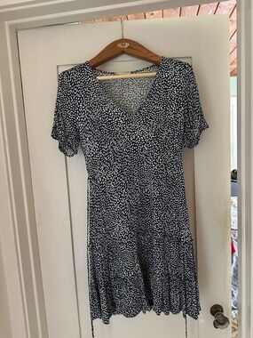 Lovestitch dress size small